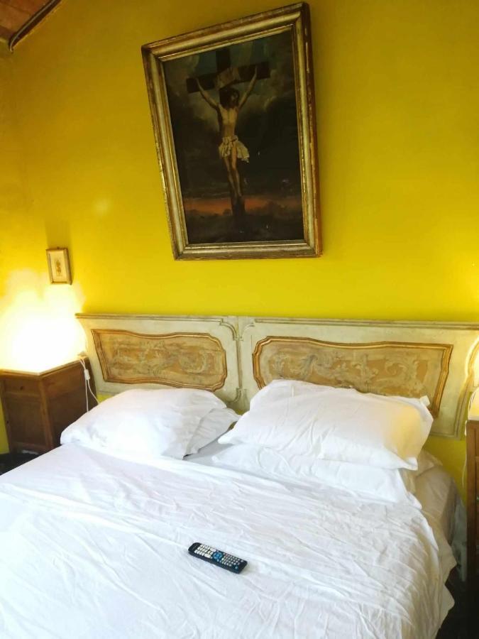 Beb Le Case Rosse Bed and Breakfast Verucchio Buitenkant foto